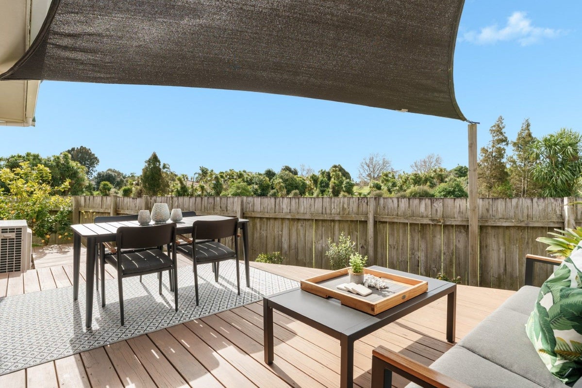 8B Belray Place, Papamoa Beach, Papamoa - Carousel 1