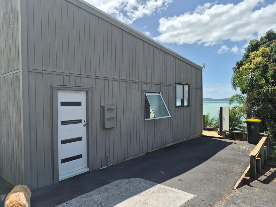 15 Carlton Crescent, Maraetai, Auckland - Carousel 1