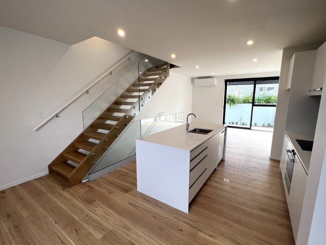 7/78 Orangi Kaupapa Road, Northland, Wellington - Carousel 2
