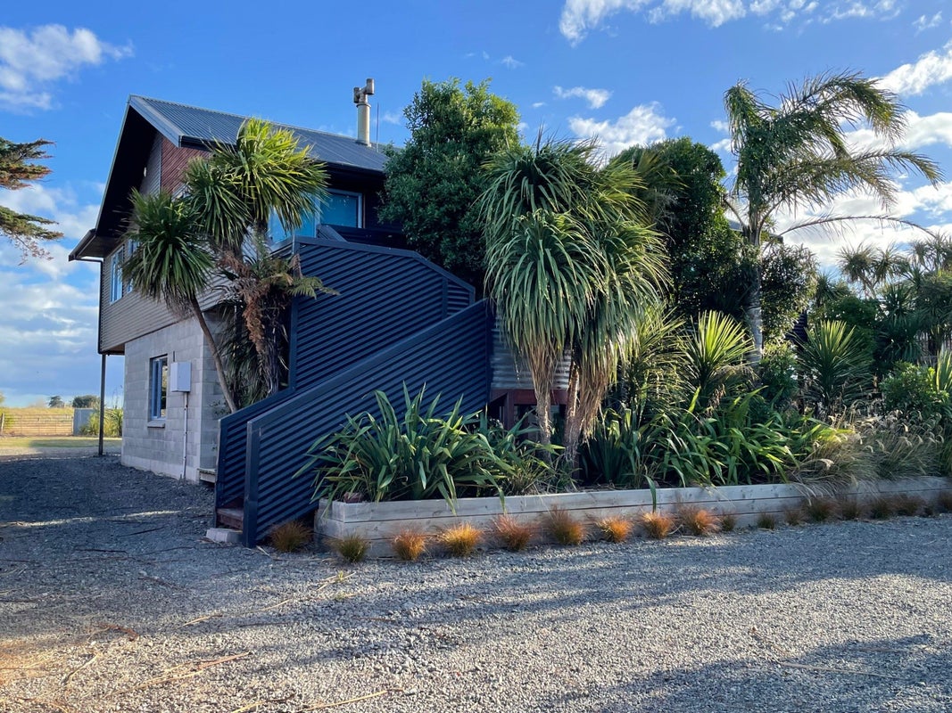 1921 Parewanui Road, Parewanui, Bulls - Carousel 1