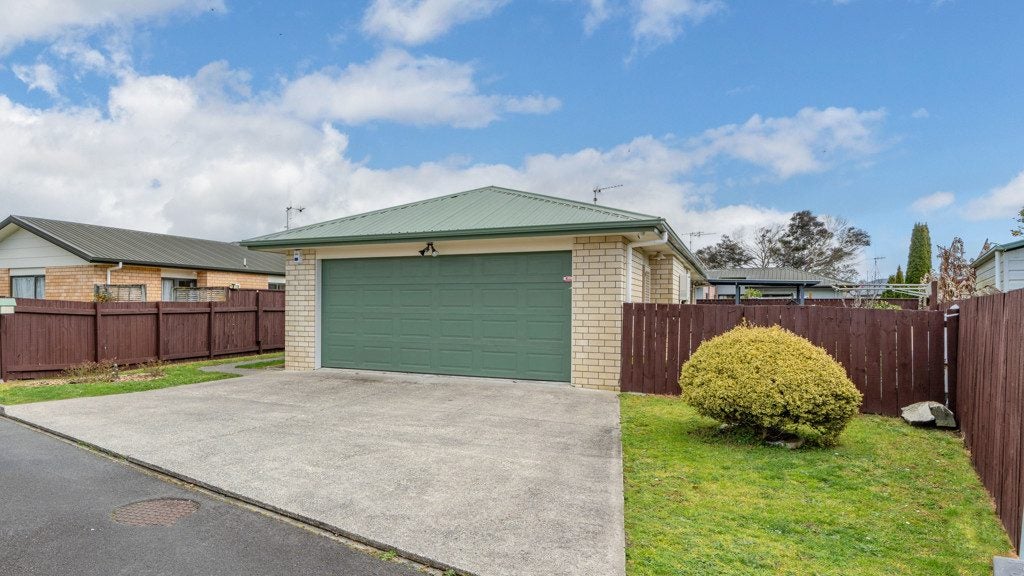 30 Catalina Drive, Melville, Hamilton, Waikato - Carousel 2