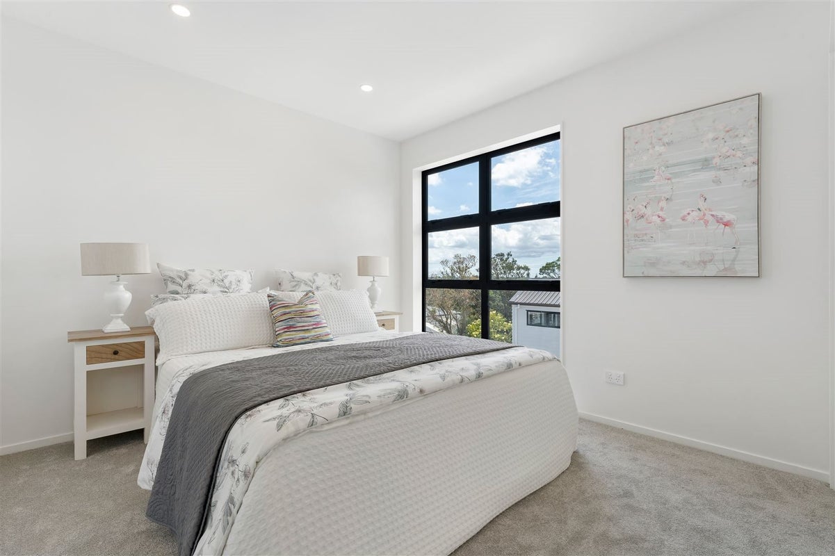 40B Royal View Road, Te Atatu South, Auckland - Carousel 12