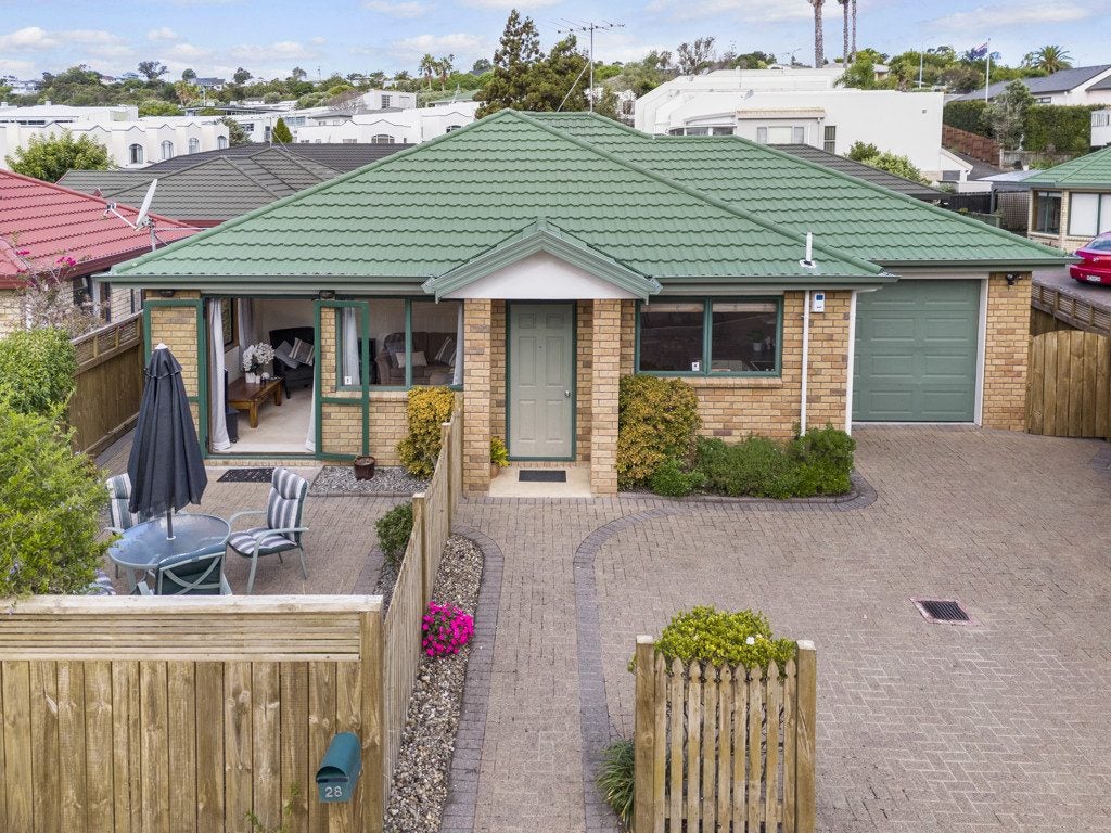 28 Red Hibiscus Road, Stanmore Bay, Whangaparaoa - Carousel 1