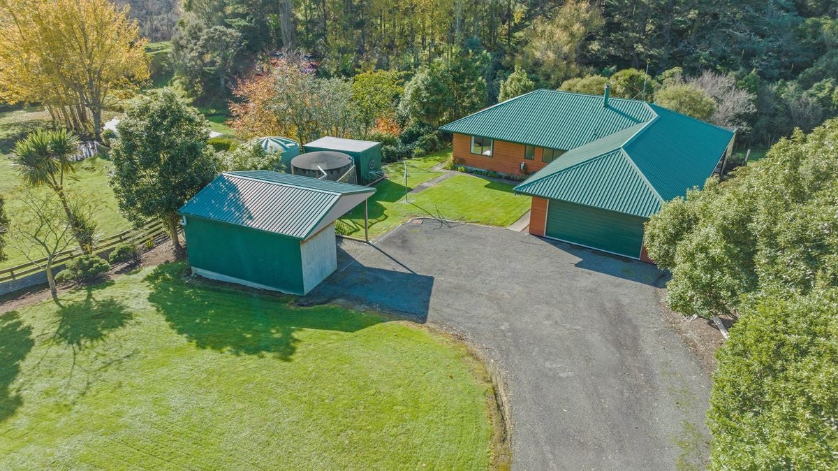 303 Pahiatua Aokautere Road, Palmerston North - Carousel 2