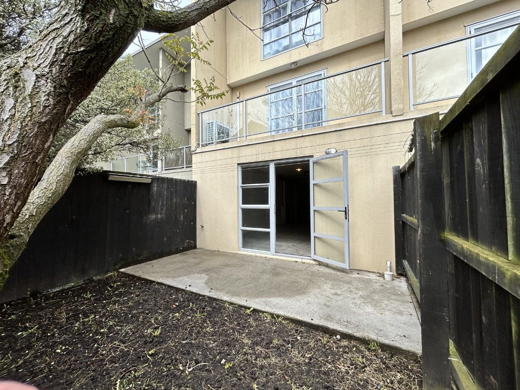 6/440 Barbadoes Street, Edgeware, Christchurch - Carousel 14