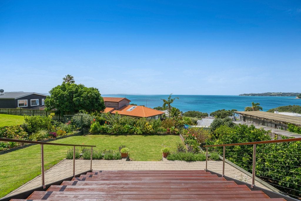 192 Vipond Road, Stanmore Bay, Whangaparaoa - Carousel 1