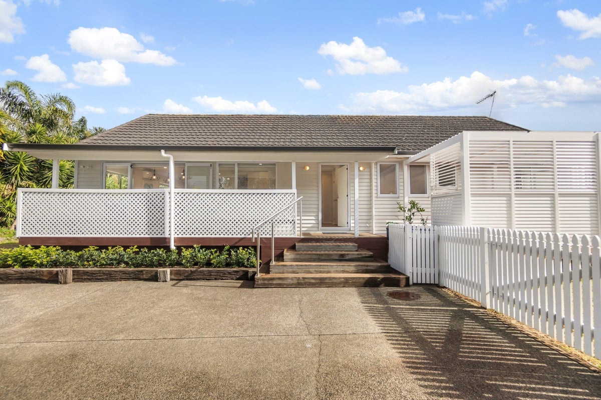 82B Victoria Street, Onehunga, Auckland - Carousel 1