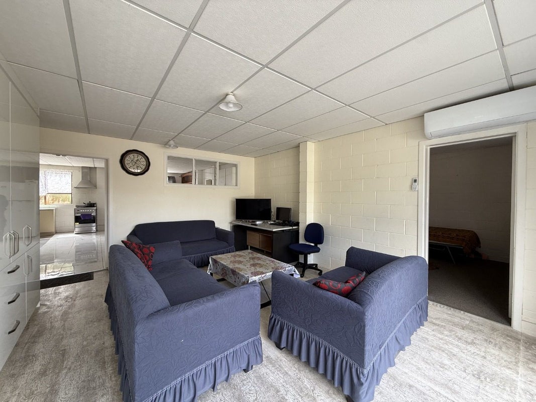 39 Laburnum Road, New Windsor, Auckland - Carousel 2