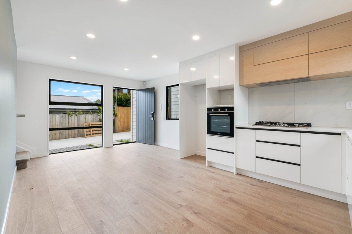 20B Seine Road, Forrest Hill, Auckland - Carousel 2