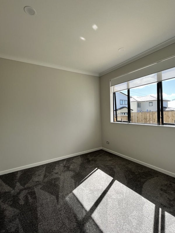 12 Drumaness Road, Flat Bush, Auckland - Carousel 9