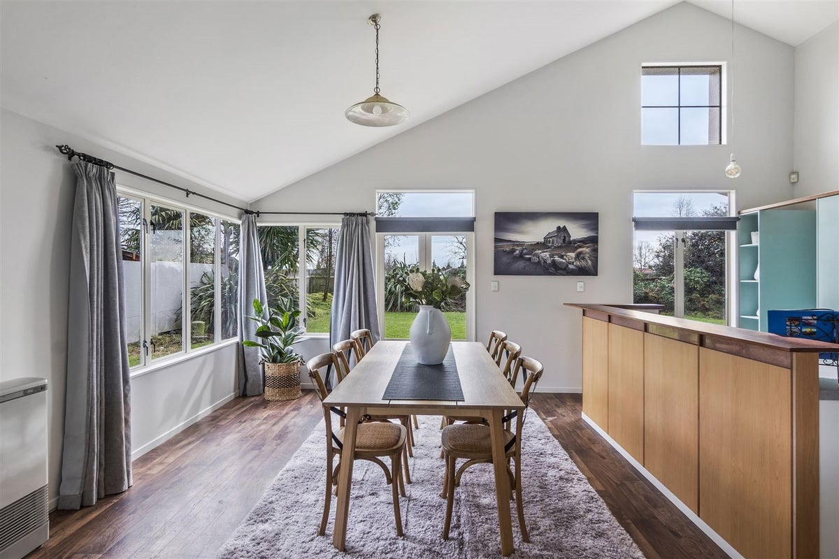 6 Gallery Grove, Flagstaff, Hamilton - Carousel 2