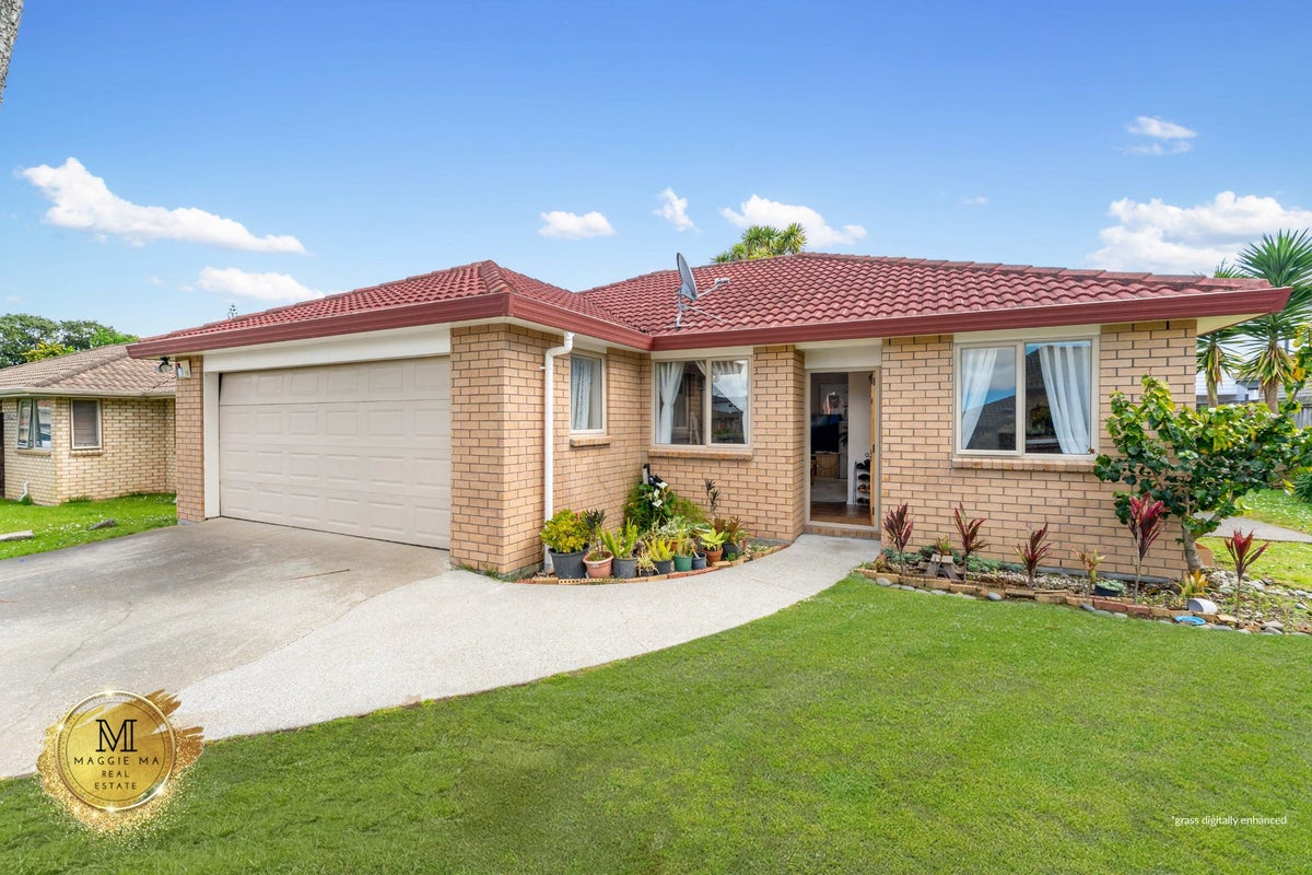 13 Piriti Place, Weymouth, Manukau City, Auckland - Carousel 1