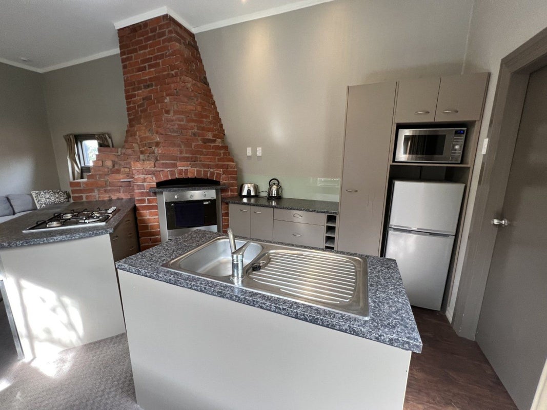 57 Joseph Street, West End, Palmerston North - Carousel 2