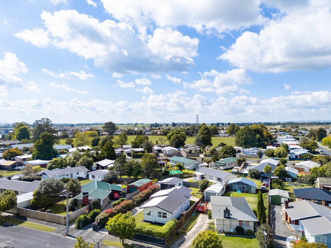 46 Betley Crescent, Fairview Downs, Hamilton - Carousel 24