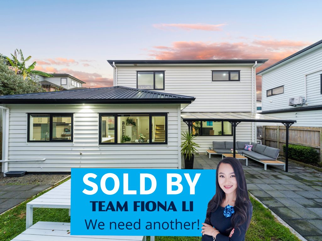 5 Dhaka Lane, Ranui, Auckland - Carousel 1