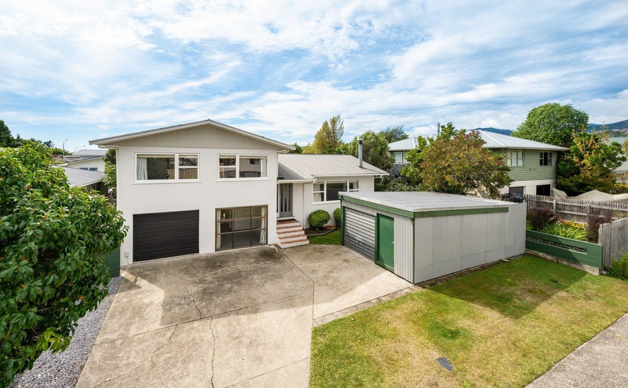 8 Hereford Street, Stoke, Nelson - Carousel 1
