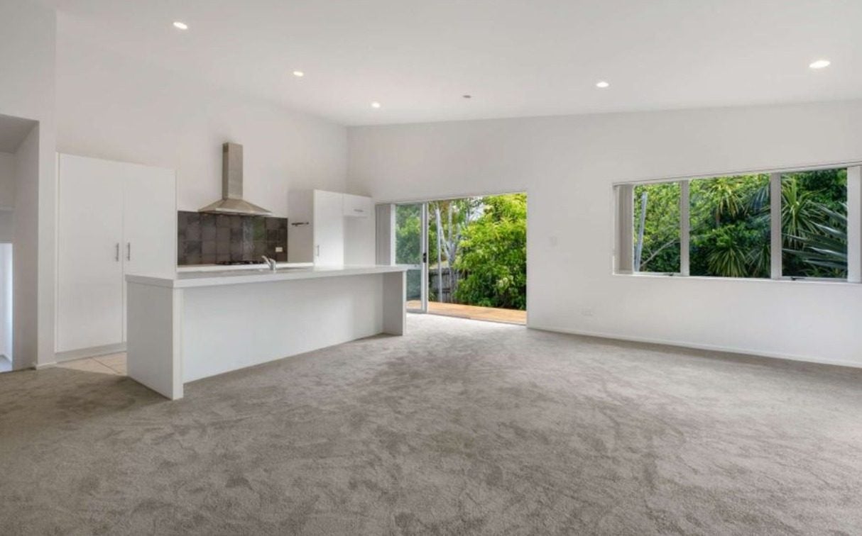 23 Carento Way, Stanmore Bay, Whangaparaoa - Carousel 1