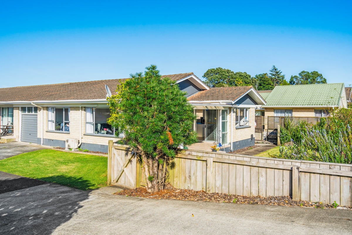 1/24 Nixon Street, Kensington, Whangarei - Carousel 19