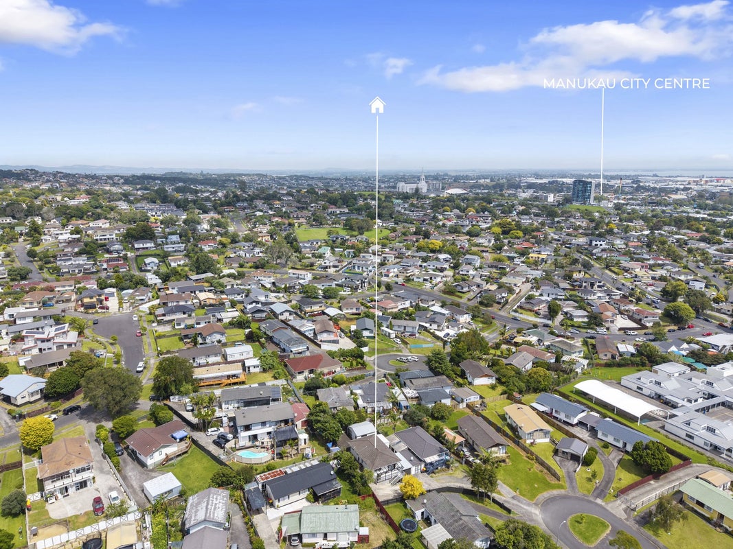 2/20 Shalimar Place, Clover Park, Auckland - Carousel 18