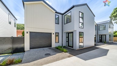 12B Ford Road, Manor Park, Lower Hutt - Carousel 1