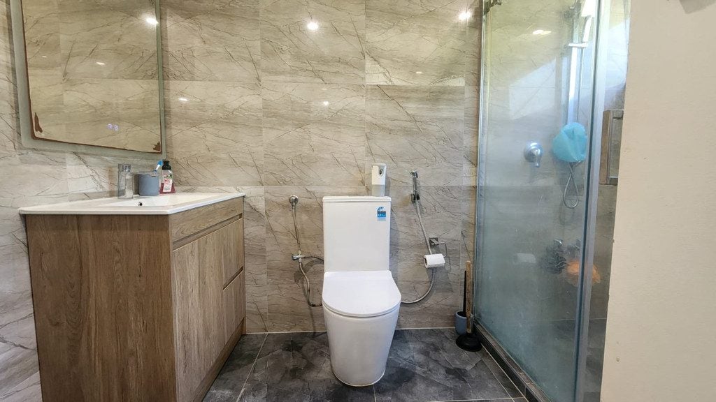 2/24 Commodore Drive, Lynfield, Auckland - Carousel 15
