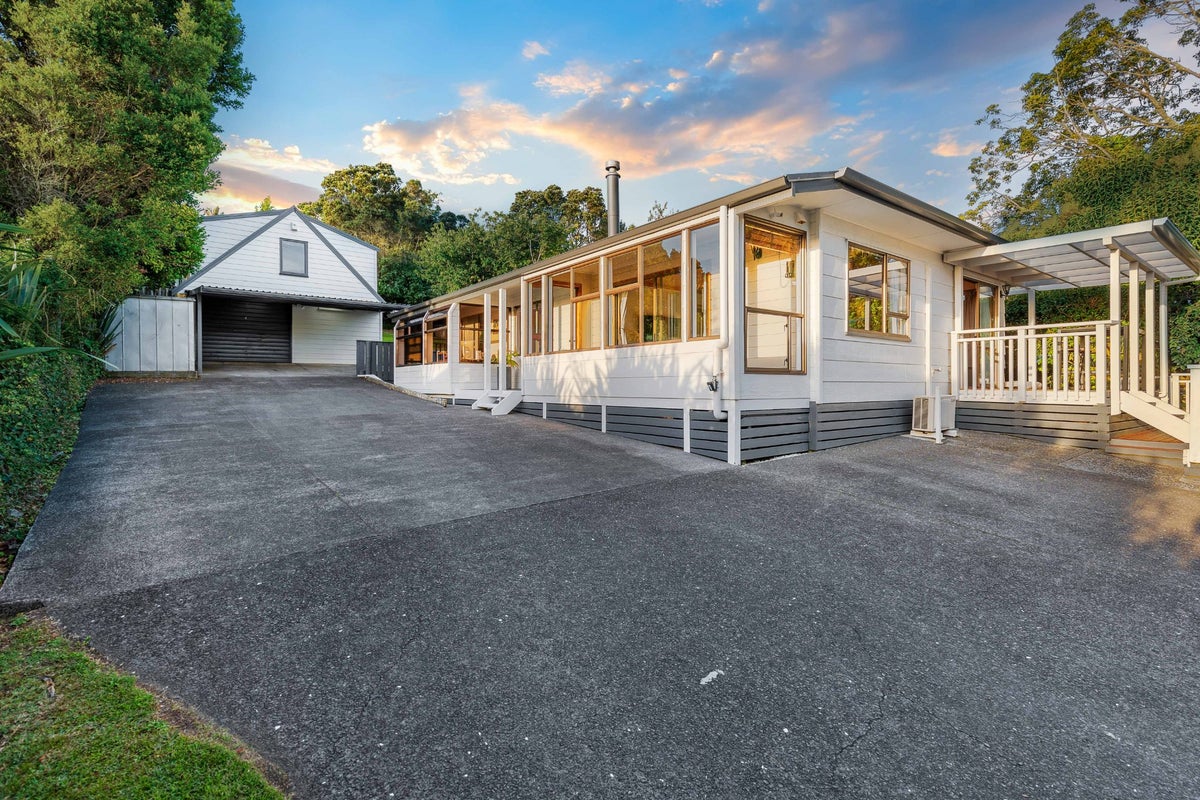 1 Northfield Road, Waitakere, Auckland - Carousel 2