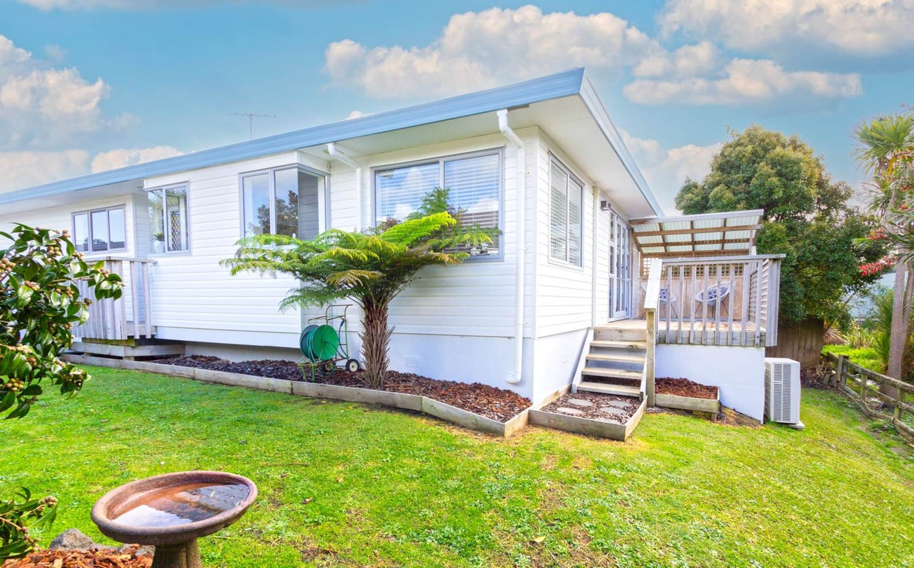 2/8 Langton Road, Stanmore Bay, Whangaparaoa - Carousel 2