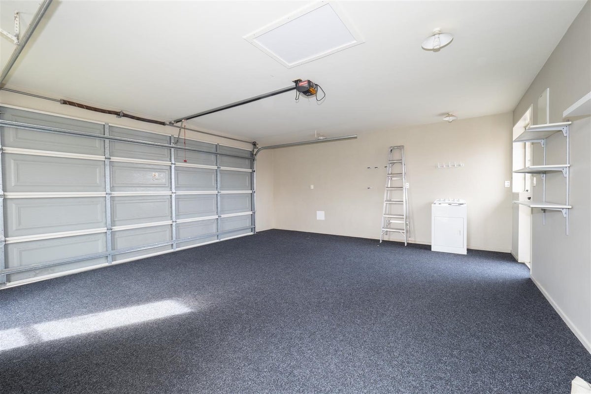 6 Halston Close, Huntingdon, Ashburton - Carousel 17