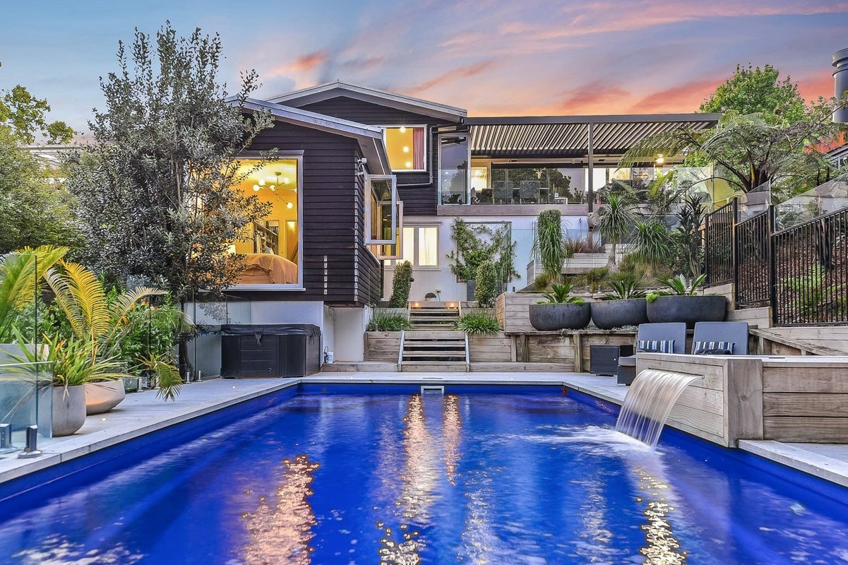 734 River Road, Chartwell, Hamilton - Carousel 1