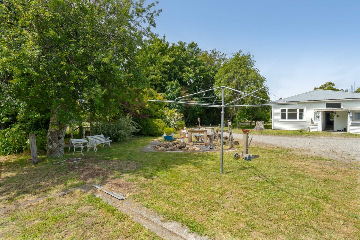 634 Upper Plain Road, Upper Plain, Masterton - Carousel 25