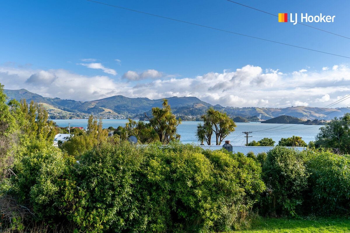 22 Moerangi Street, Broad Bay, Dunedin - Carousel 2