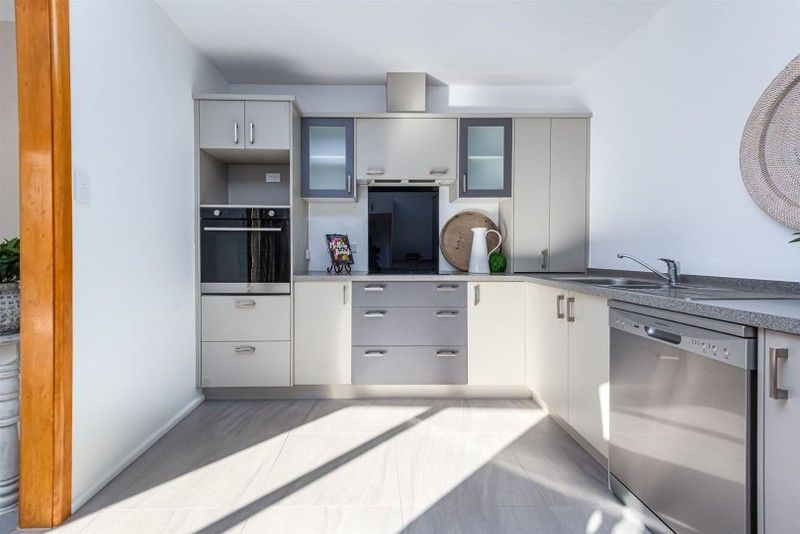 1/236 Grahams Road, Burnside, Christchurch - Carousel 2