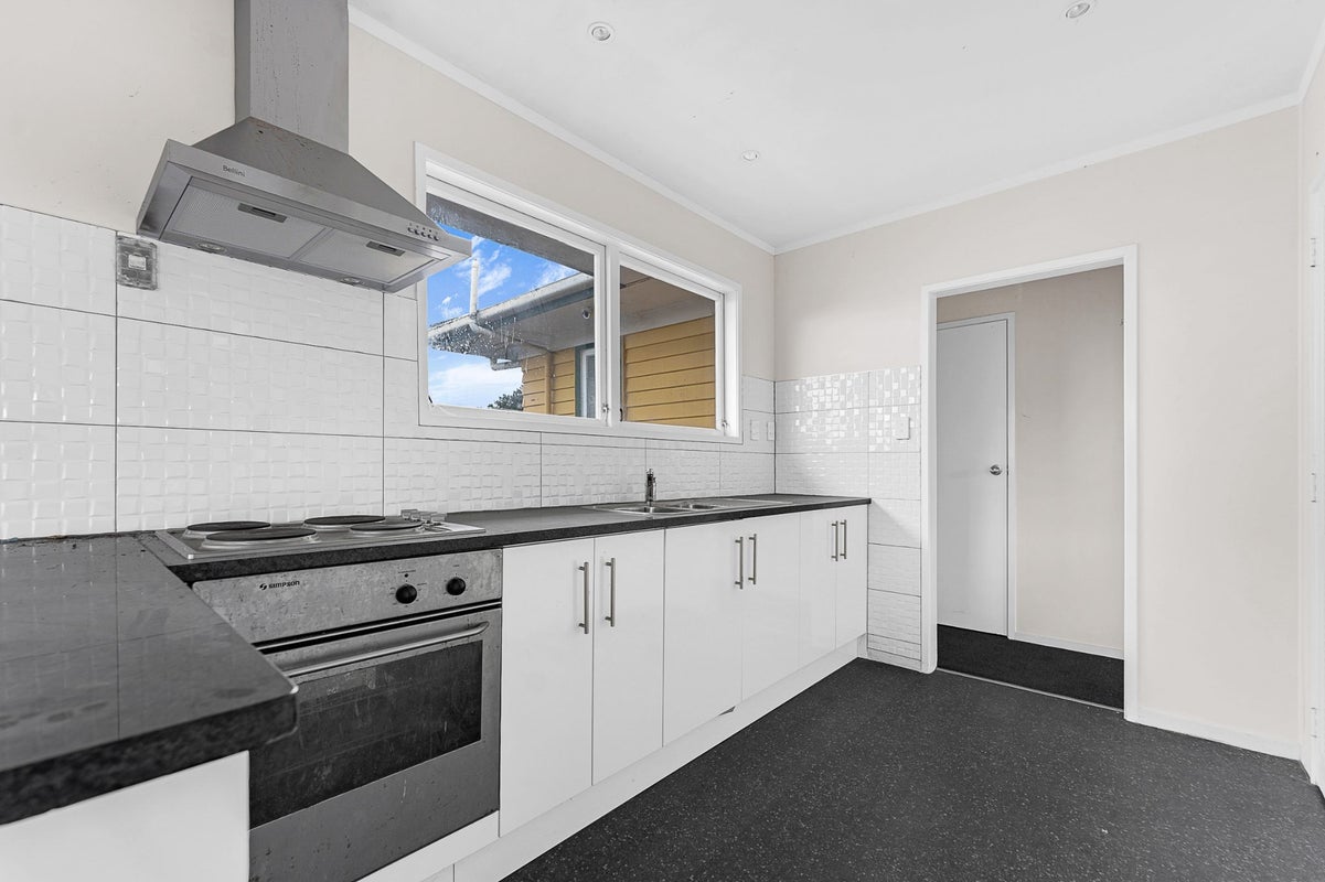 202 Hillside Road, Papatoetoe, Auckland - Carousel 2
