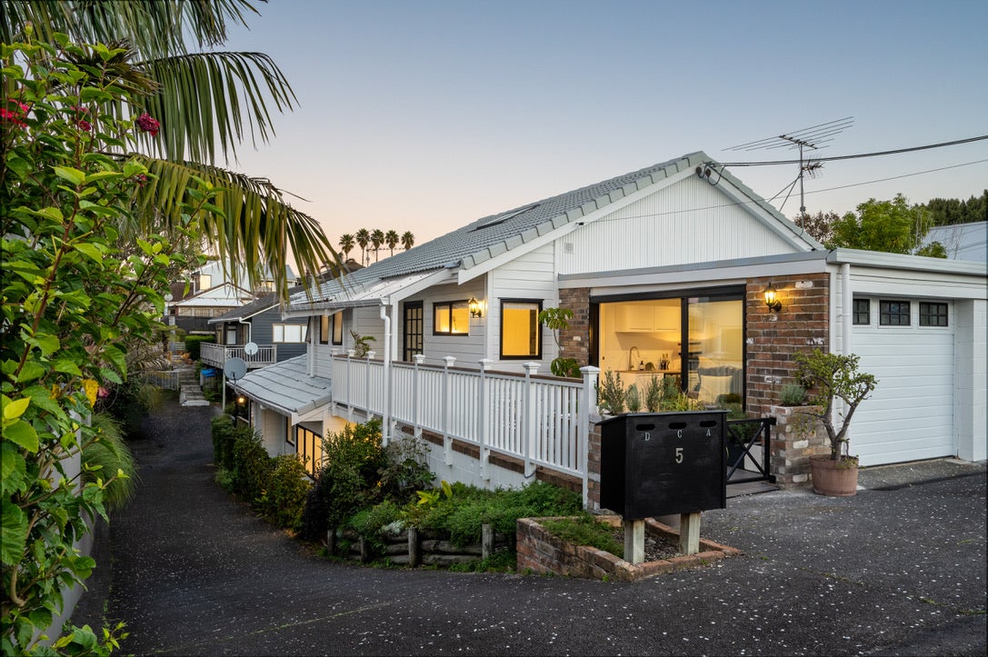 1/5 Park Avenue, Takapuna, Auckland - Carousel 1
