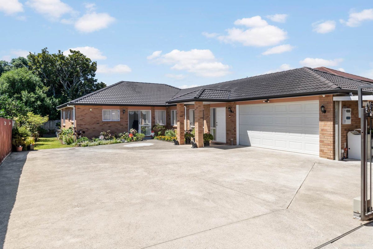 26A Omagh Avenue, Papatoetoe, Auckland - Carousel 1