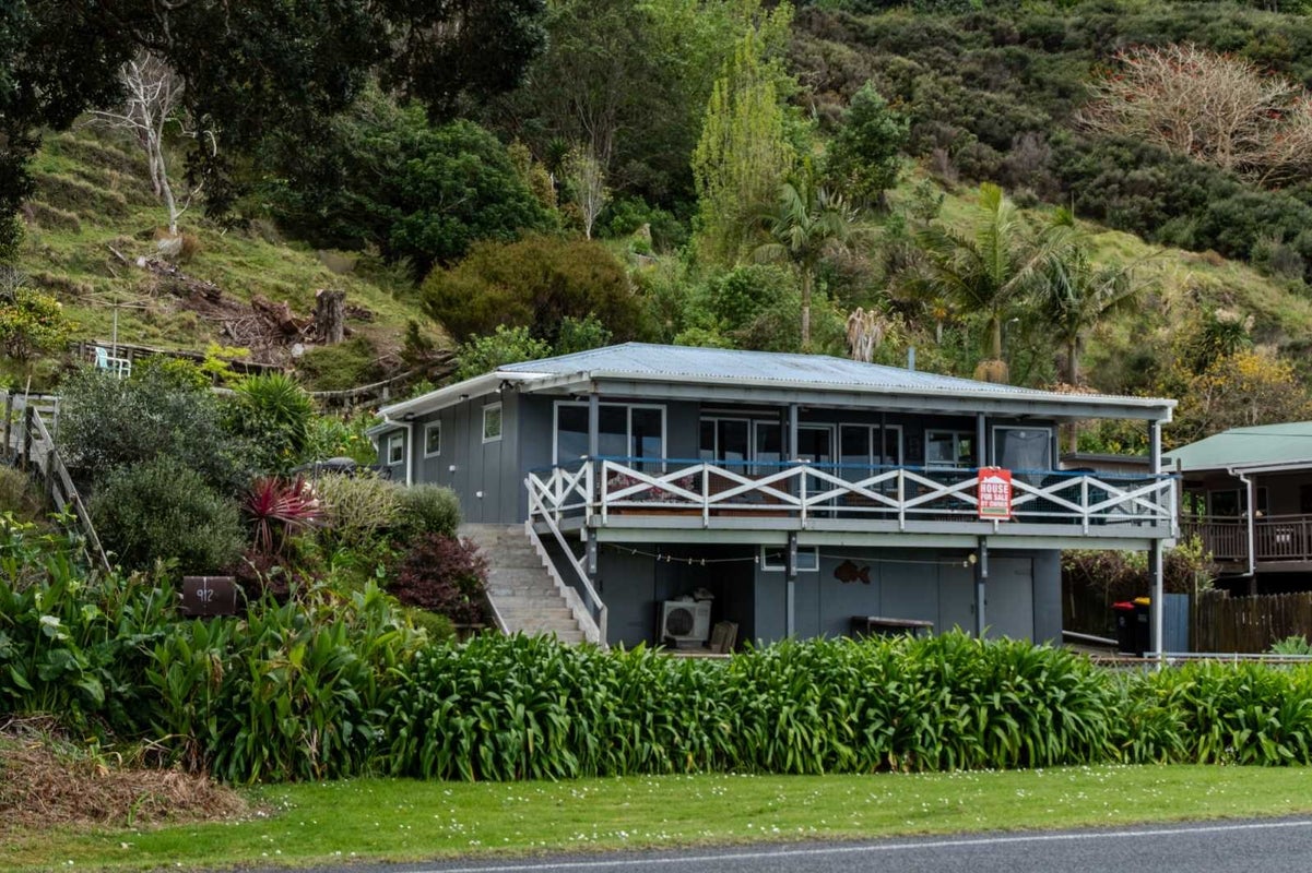 912 Thames Coast Sh25 Road, TE MATA, THAMES - Carousel 1