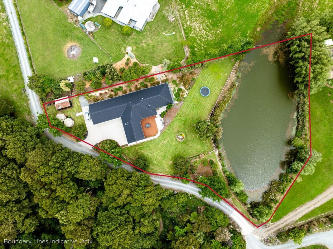 33 Tesoro Way, Parahaki, Whangarei - Carousel 32