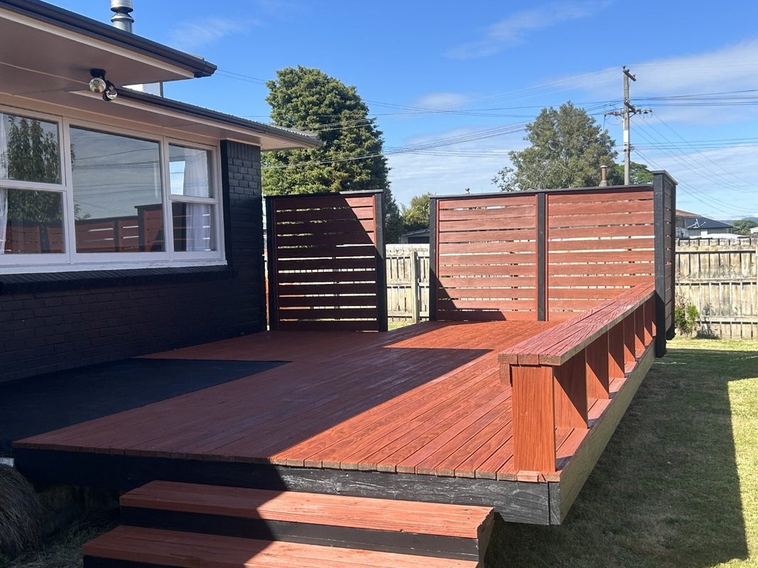 15 Sunrise Avenue, Owhata, Rotorua - Carousel 2