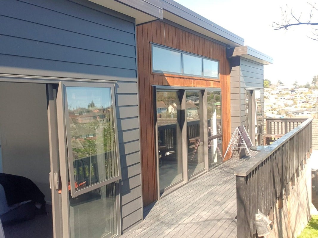 16 Essex Street, Marchwiel, Timaru - Carousel 1