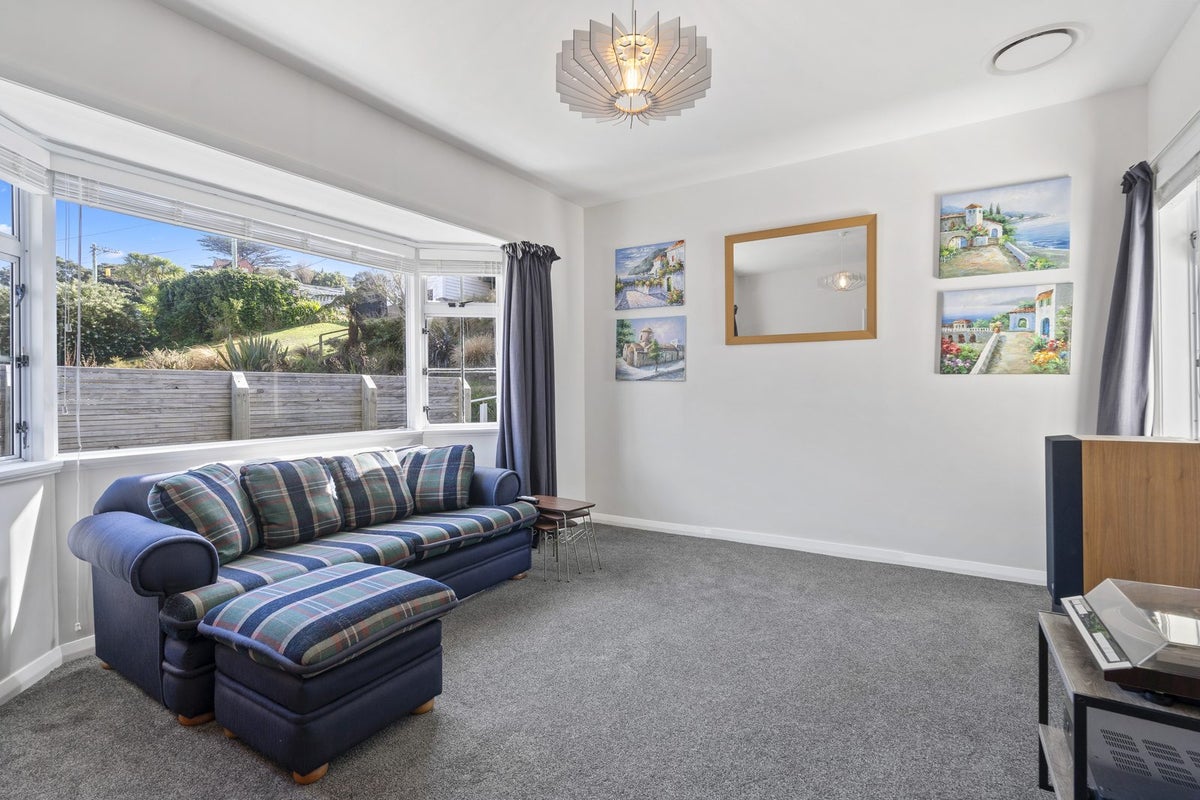 546 Broadway, Strathmore Park, Wellington - Carousel 2
