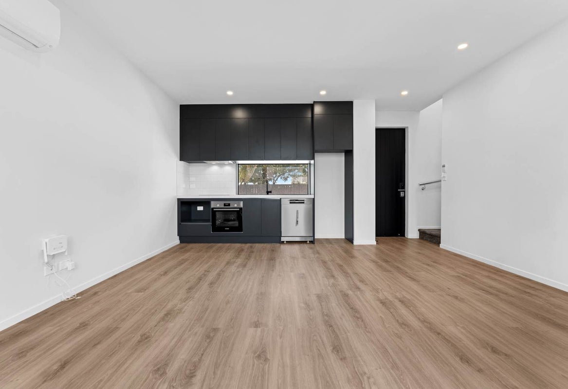 6E Cascades Road, Pakuranga Heights, Auckland - Carousel 2