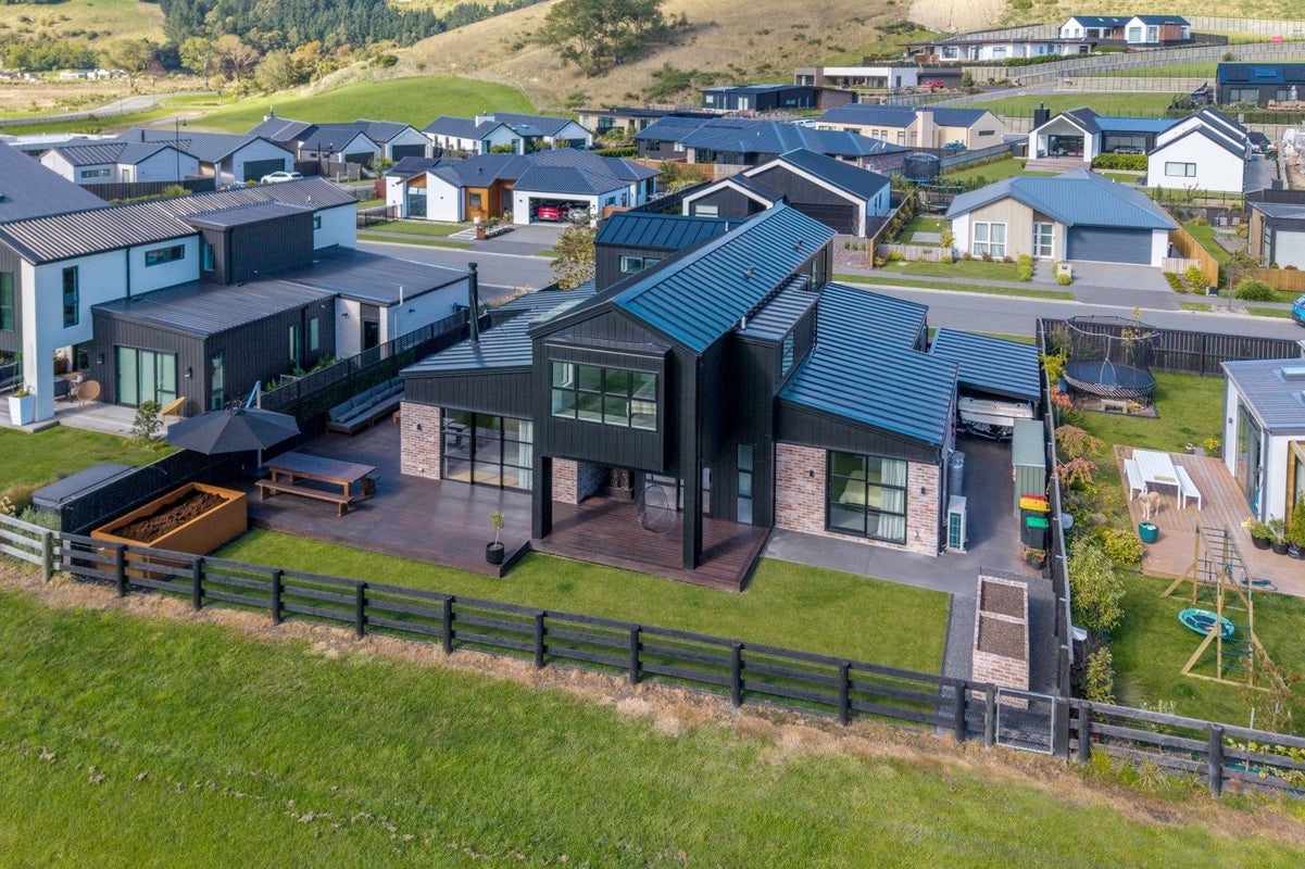 14 Steve Askin Drive, Cracroft, Christchurch - Carousel 30