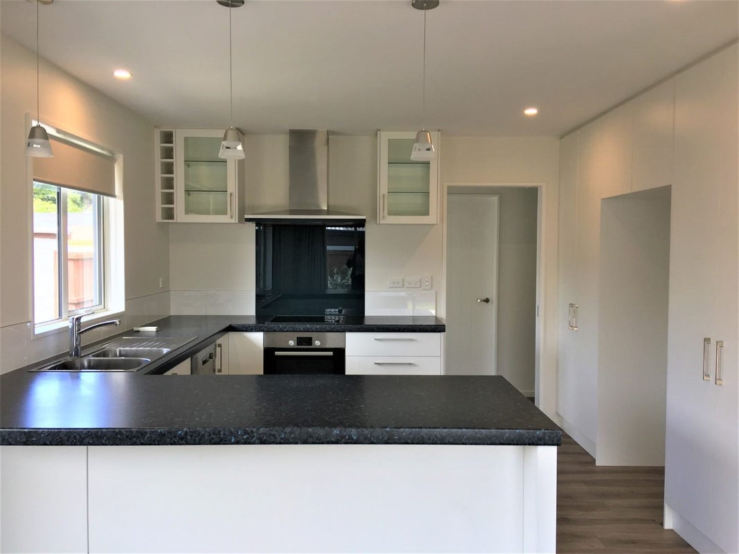 3 Karen Lane, Beckenham, Christchurch - Carousel 2