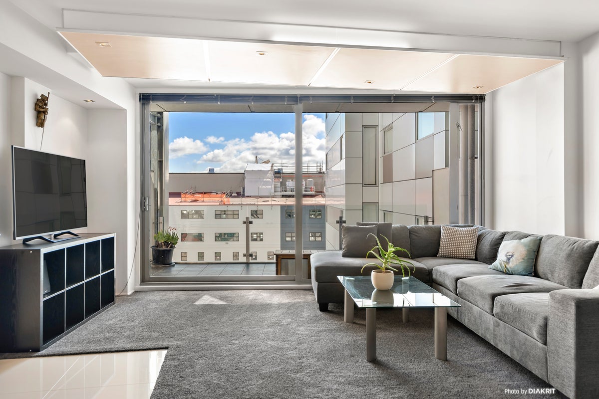 14/72 Tory Street, Te Aro, Wellington - Carousel 2