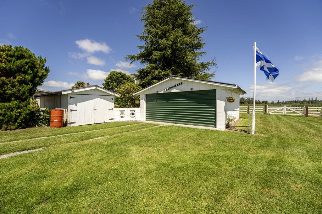 158 Coach Road, Orari - Carousel 19
