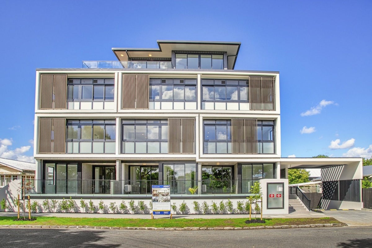 G02/9 Walmer Road, Point Chevalier, Auckland - Carousel 15