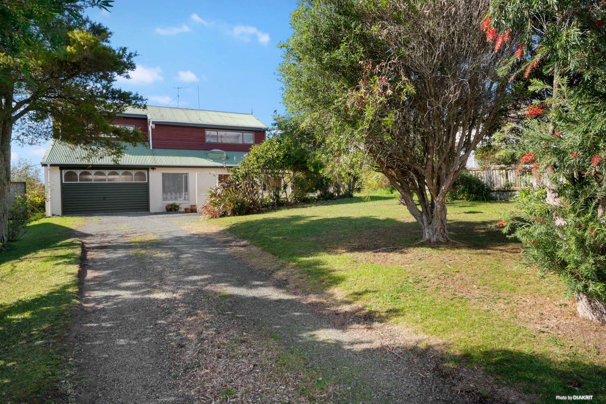 569 Mahurangi East Road, Algies Bay, Warkworth - Carousel 1
