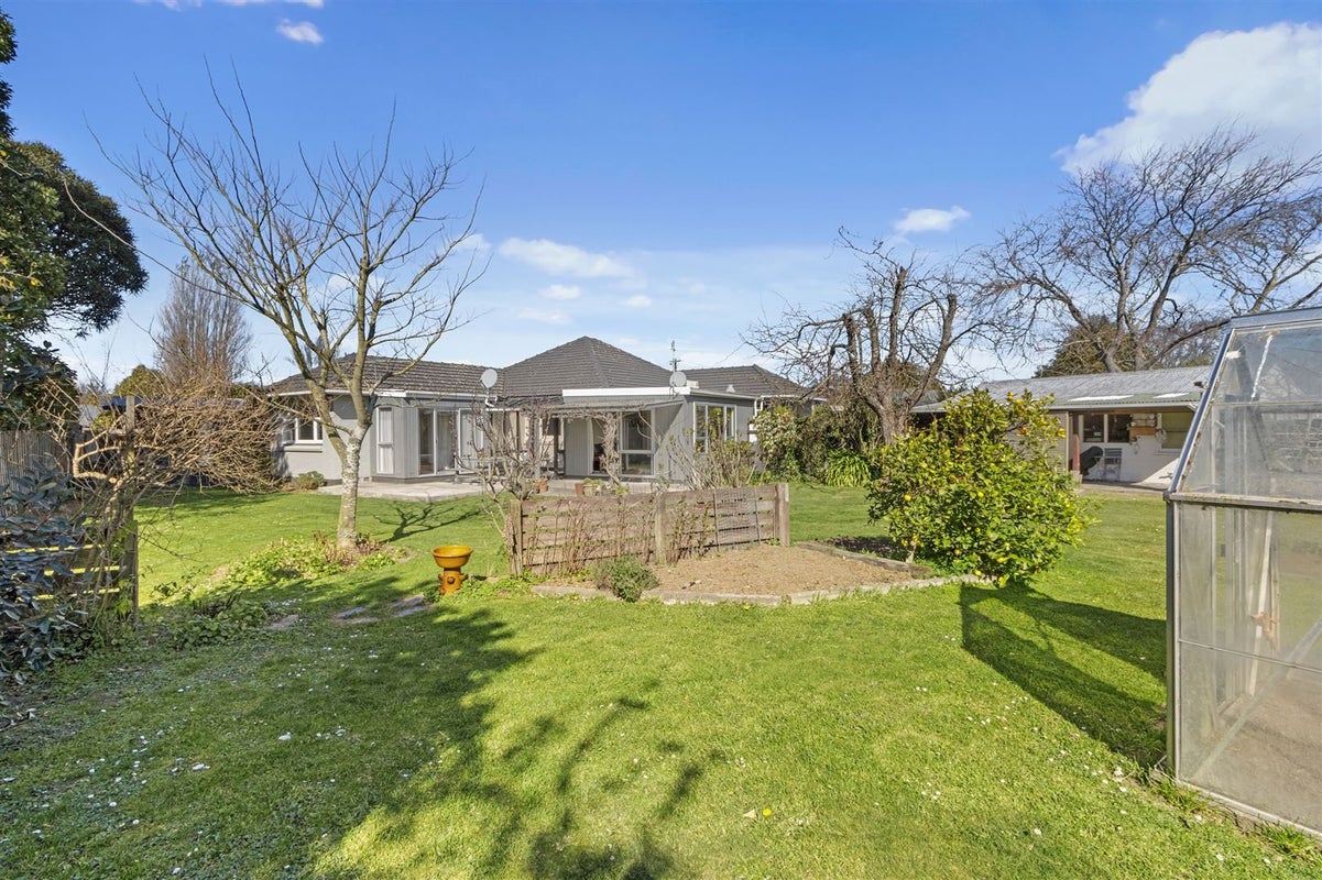 42 Bevington Street, Avonhead, Christchurch - Carousel 2