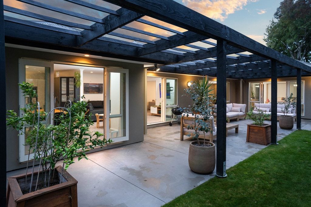 14 Creedon Glen, Casebrook, Christchurch - Carousel 32