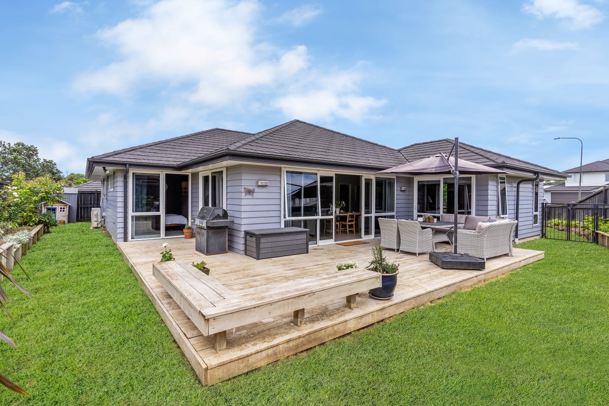 5 Bianca Court, Karaka, Papakura - Carousel 16